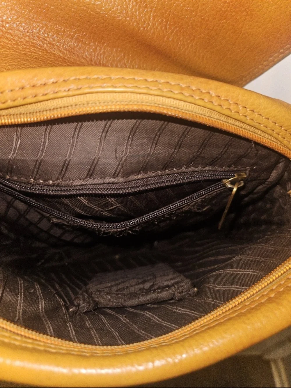 Mulberry Tan Leather Messenger Crossbody Bag
